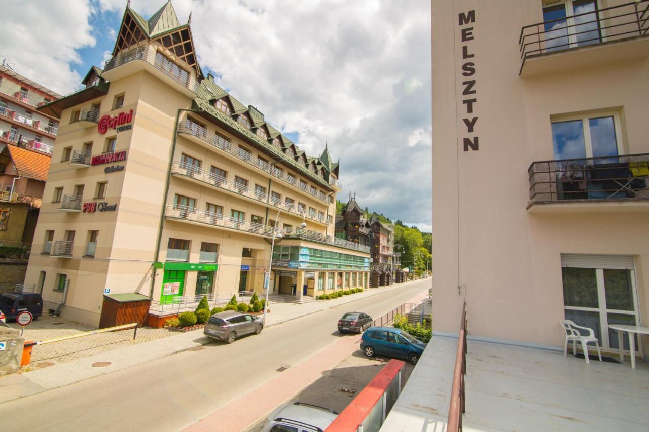 Krynica Apartamenty 100M Duzy Apartament, Salon + 3 Sypialnie Przy Deptaku Exterior foto